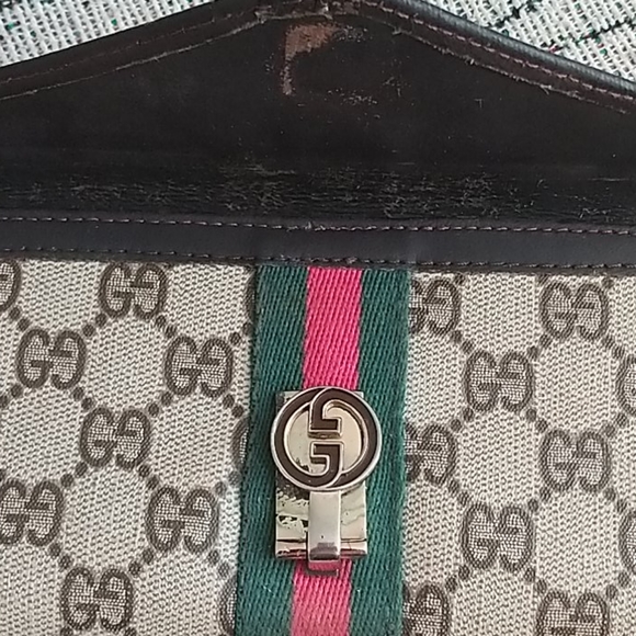 Vintage Gucci women's wallet - Picture 7 of 10